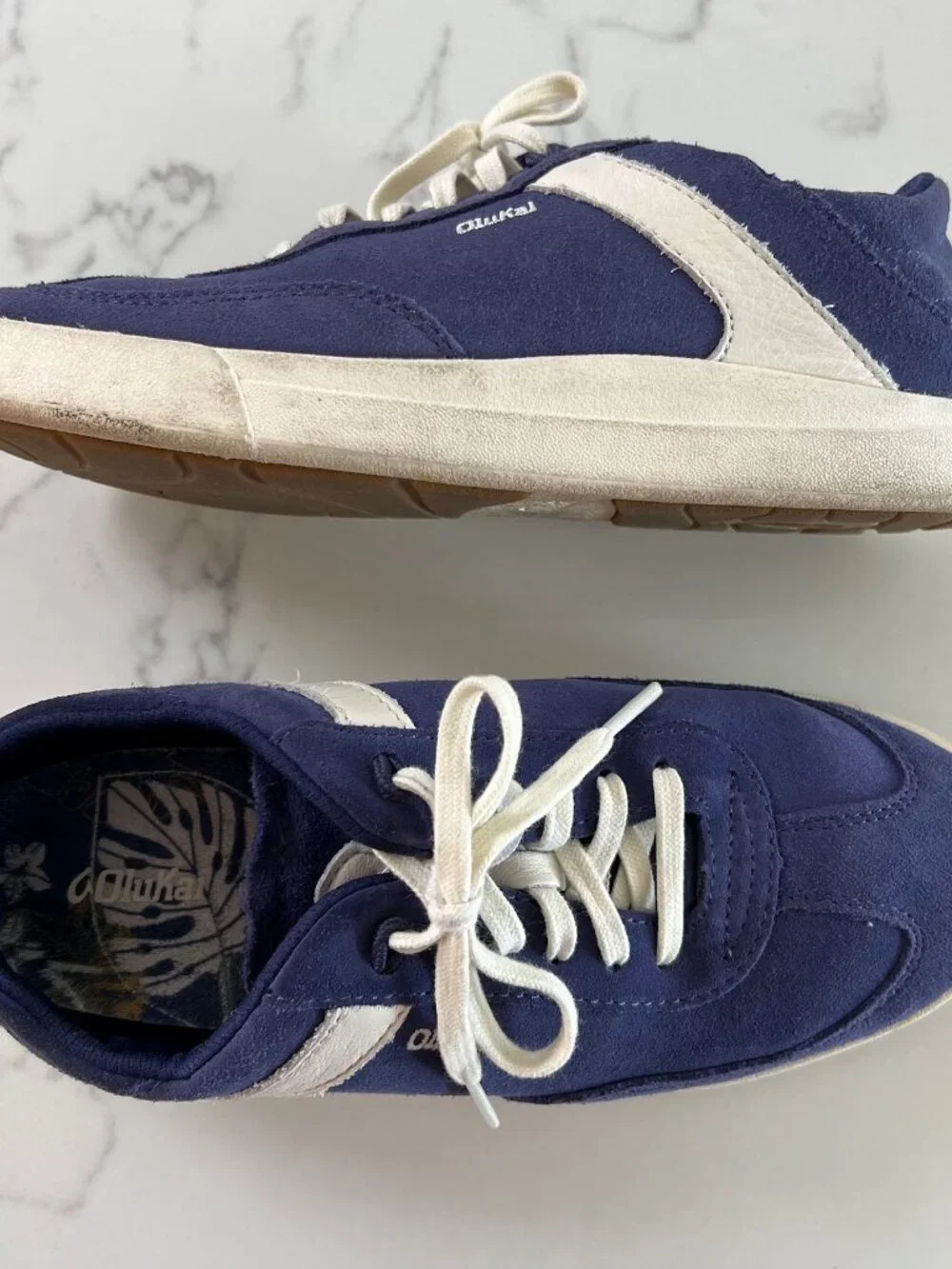 OluKai Ha'upu Court Sneaker - Navy / Off-White - Size 6.5